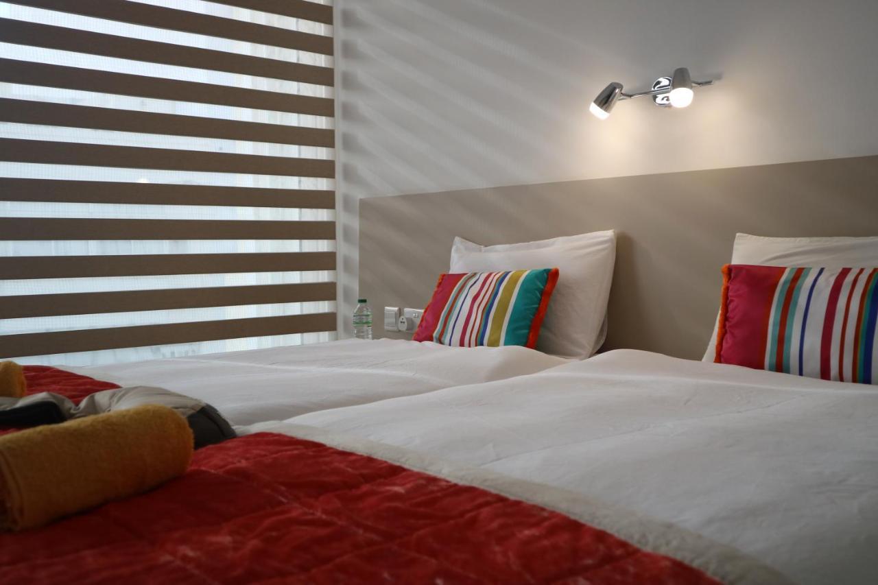 Escape To St Julians *